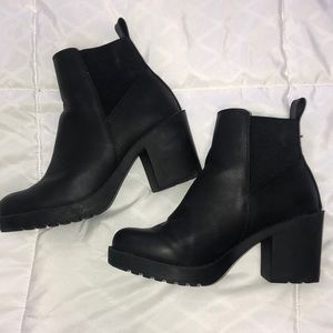 Chunky Heel Matte Black Boots